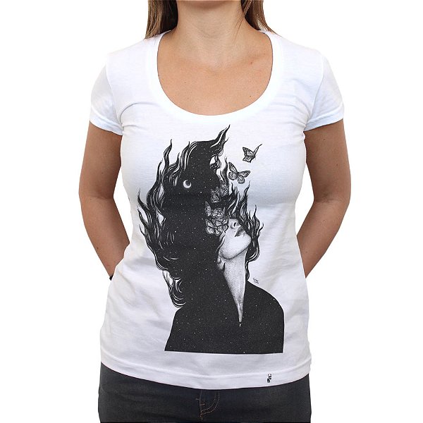 New Witch - Camiseta Clássica Feminina