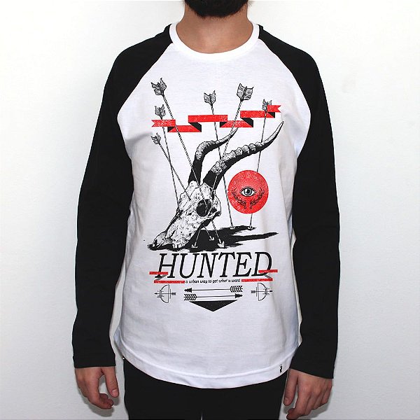 Hunted - Camiseta Raglan Manga Longa Masculina