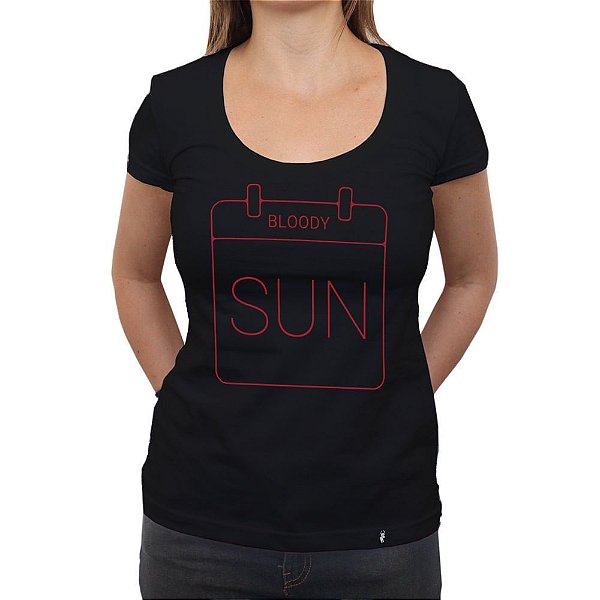 Sunday Blood Sunday - Camiseta Clássica Feminina