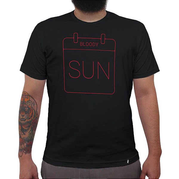 Sunday Blood Sunday - Camiseta Clássica Masculina
