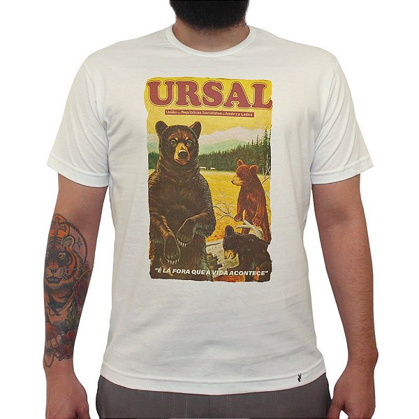 URSAL Lá Fora - Camiseta Clássica Masculina