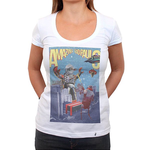 yoshipi battles the bird robots - Camiseta Clássica Feminina