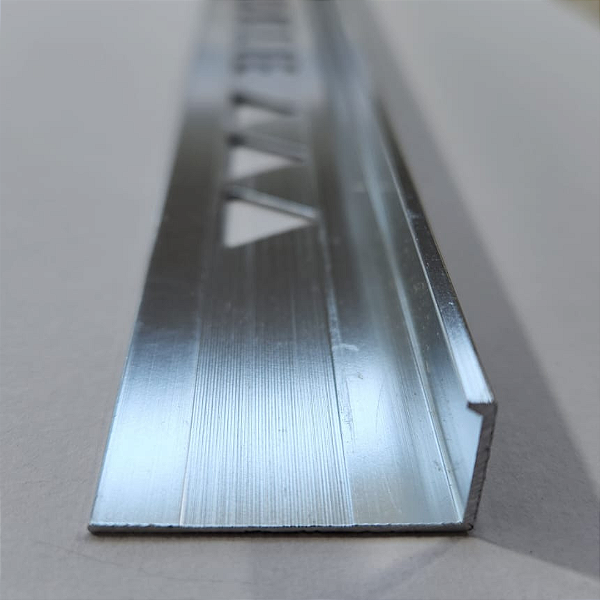 Perfil Alumínio Escadas e Acabamento de Porcelanato 12mm Llorie - Barra de 3 metros