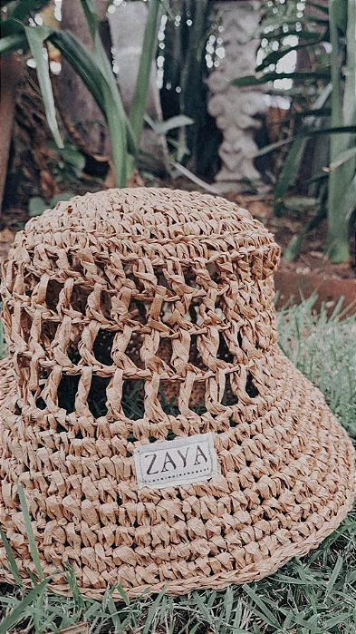 Bucked hat | Modelo Ráfia