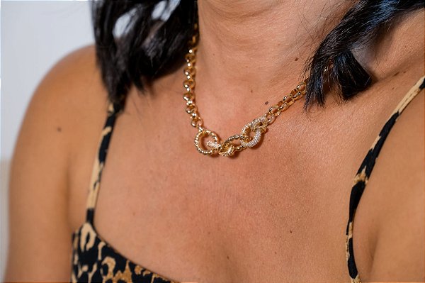 Colar Elos Twisted Cravejado