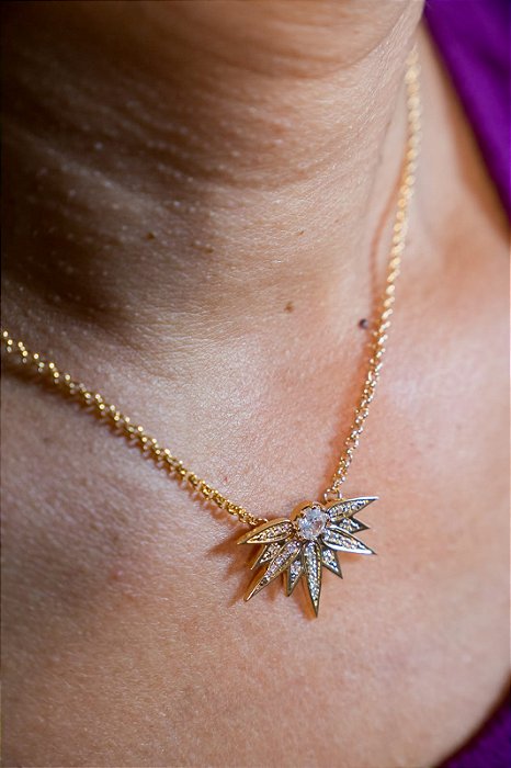 Colar Meia Estrela com Zircônias