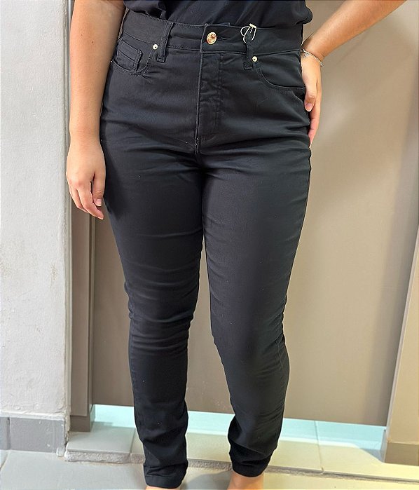 BLD - Calça Skiny Preta