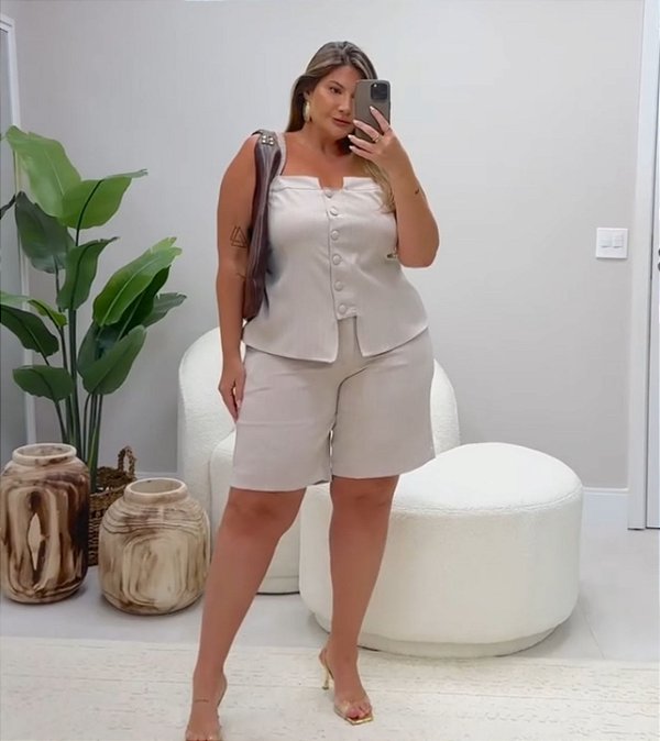 Bellah Curves - Conjunto Cris
