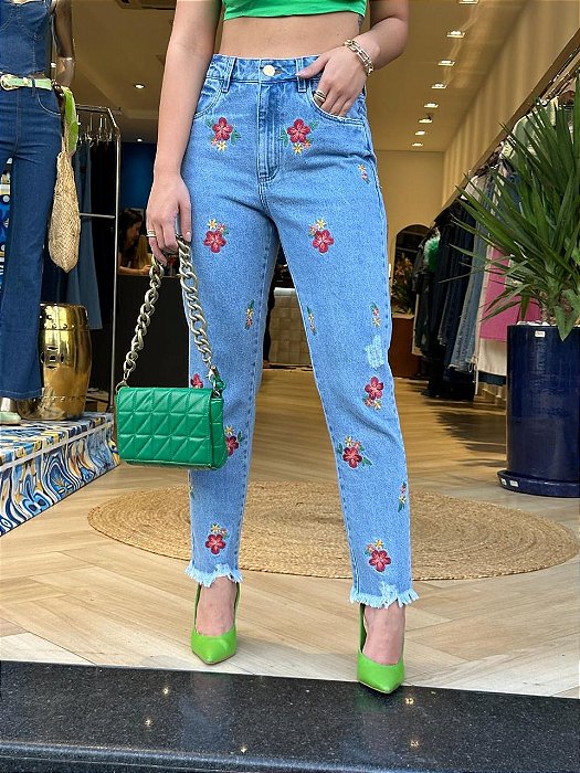 Bebela - Calça Mom Slim Pietra