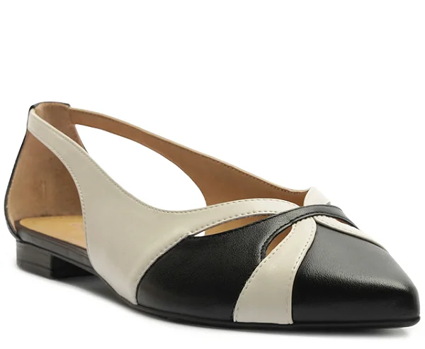 AnaCapri - Sapatilha Vazada Branca/ Preto