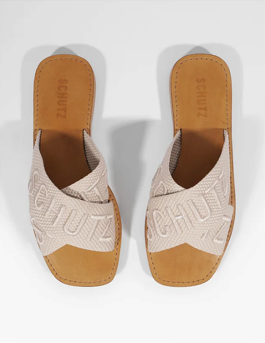 Schutz - Sandália Rasteira Branca Bico Quadrado