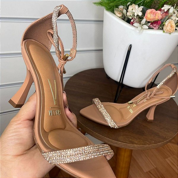 Sandália Salto Taça Bico Folha com Strass