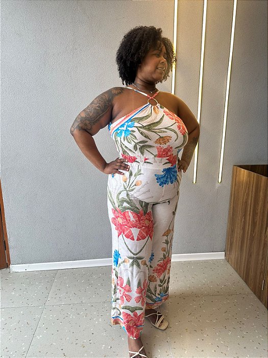 Macacão Giselle Branco - Plus Size