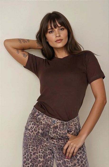 T-shirt 100% Algodão Marrom Dark