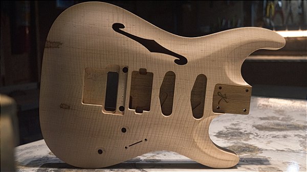 Corpo custom MK1 Freijó Flamed Maple