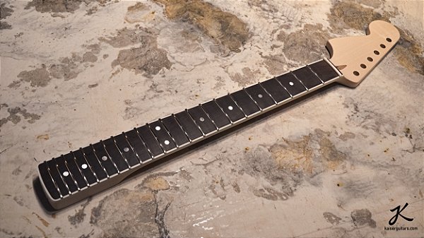 Braço de Jaguar em Maple