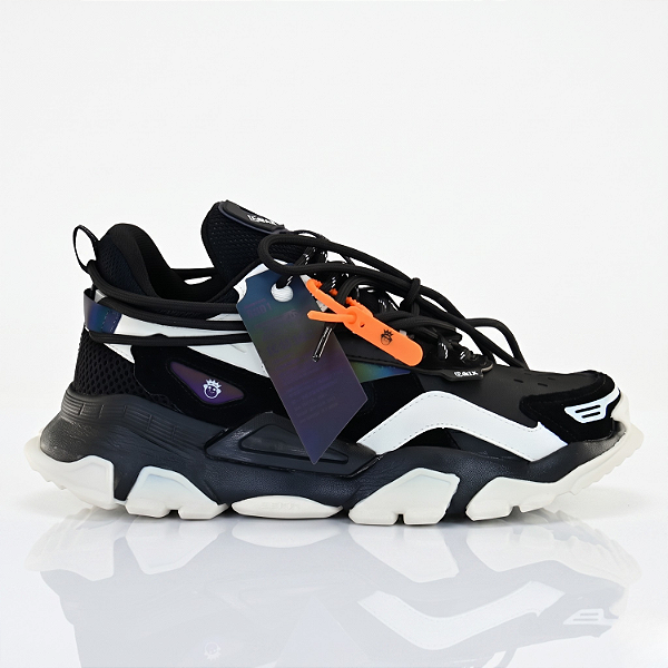 Tênis Unissex Trek Qix Cleveland Sneakers Refletivo com flash noturno- KG0034.001