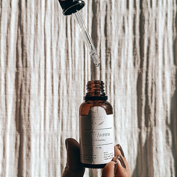 Flor da Aurora – Elixir Facial Noturno para Nutrição e Viço