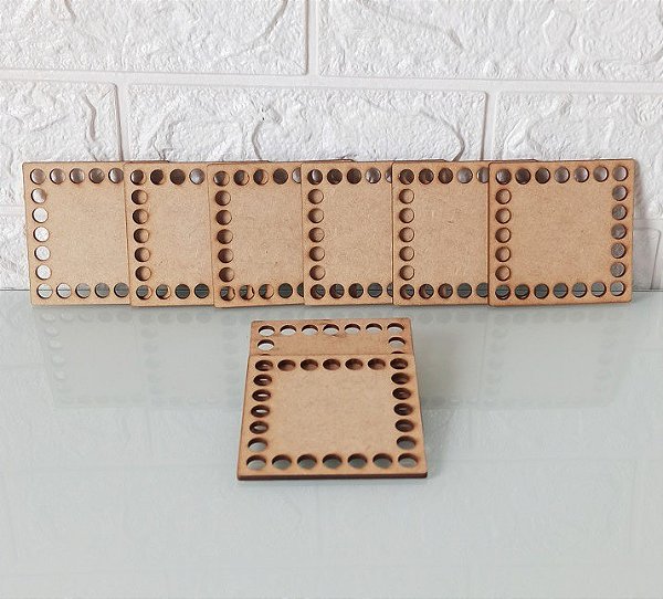 BASE QUADRADA MDF (CRÚ)