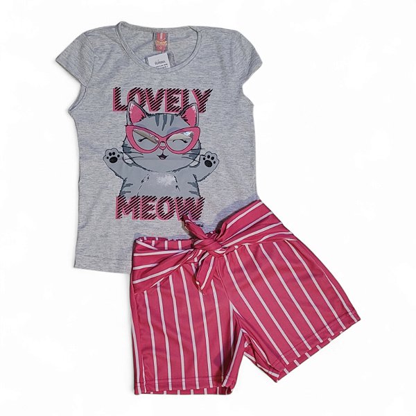 Conjunto feminino estampa interativa gatinha feliz