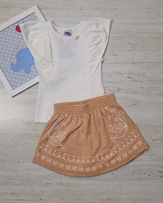 Conjunto camisa com manga em babados e shorts-saia