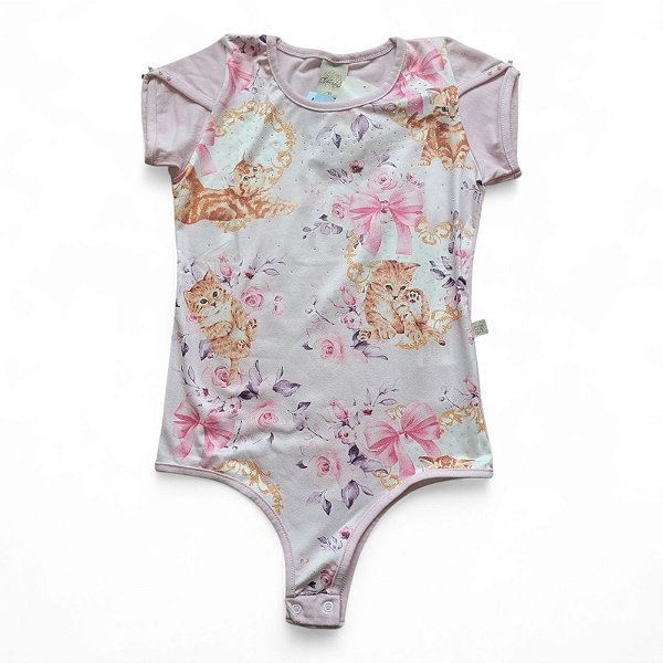 Body feminino estampa de gatinhas e aplicações