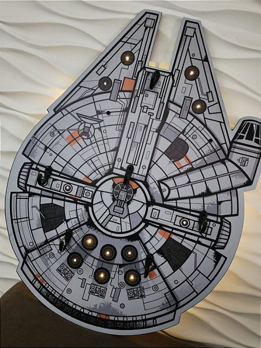 Porta Canecas de Parede Personalizado modelo Millenium Falcon - Star Wars