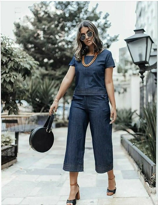 Calça Pantacourt Pesponto Tecido: Jeans Leve - 3i moda - vestindo você com  elegância e conforto.