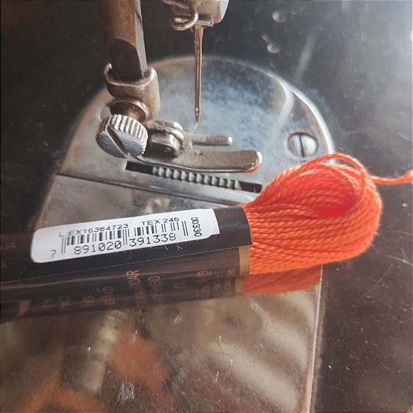 Linha Anchor Torçal Pérola meada cor 330