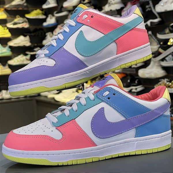 nike dunk retailers