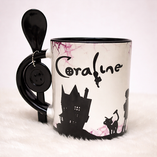 Caneca Coraline - Neil Gaiman