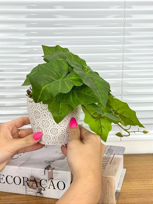 Arranjo Plantinha Artificial Caída 23cm Vaso Cimento
