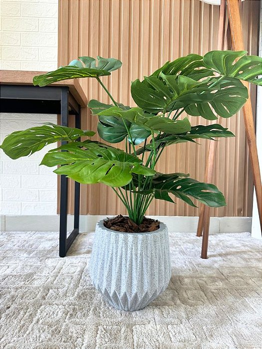 Planta Artificial Costela de Adão 70cm Vaso Polietileno Cinza