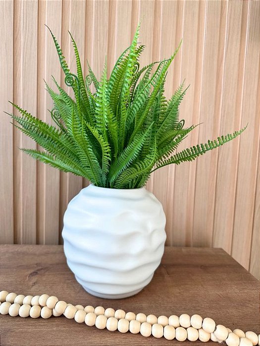 Vaso Cerâmica Orgânico OffWhite com Samambaia Artificial