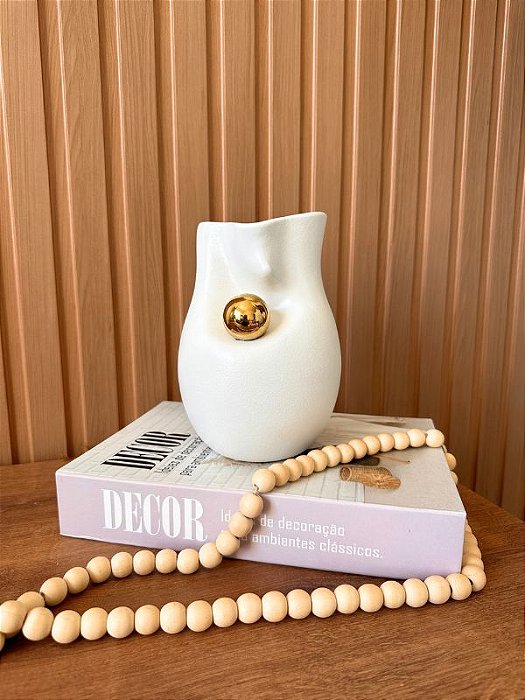 Vaso Decorativo Organico  com Detalhe Dourado