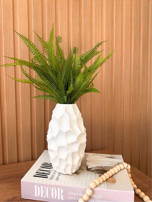 Vaso Orgânico OffWhite com Samambaia Artificial 45cm