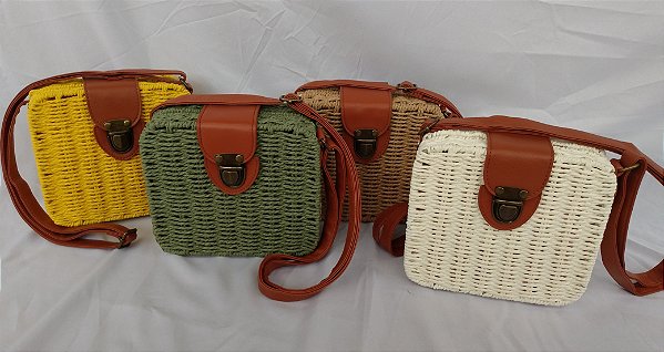 Bolsa de palha quadrada