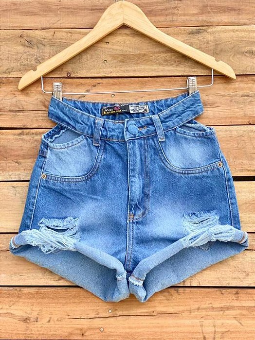 Short com recorte lateral Clearance