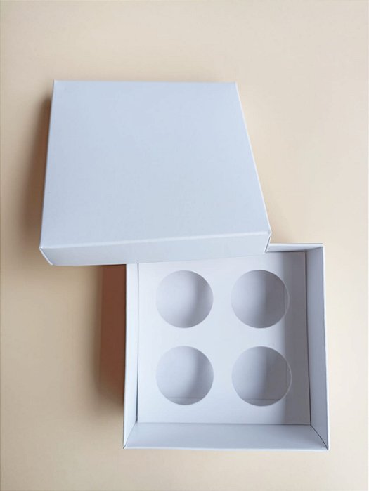 Caixa 4 doces branca - 10 unidades