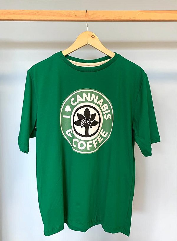Camiseta Baby Look I love cannabis e Coffee