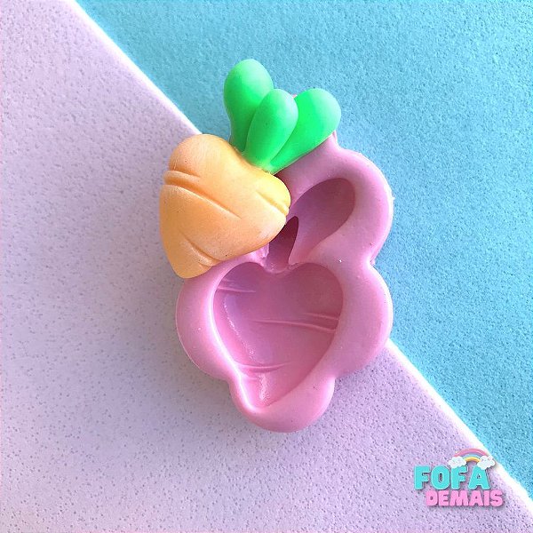 Molde de Silicone Cenoura de Coração M (Páscoa) Molde para Biscuit Molde para Confeitaria MOL0015