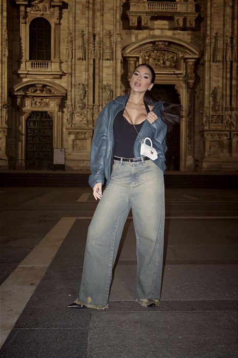 CALÇA WIDE LEG COM PUÍDO NA BARRA SUJINHO