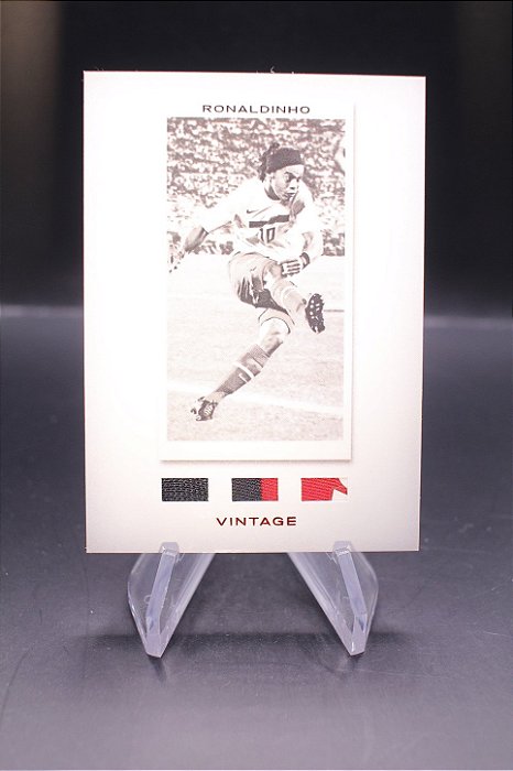 Ronaldinho - 2023 Futera Futera Unique Vintage Triple /4 Flamengo