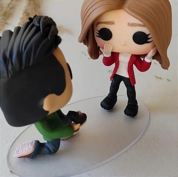 Casal Funko Pop - Pedido ajoelhado