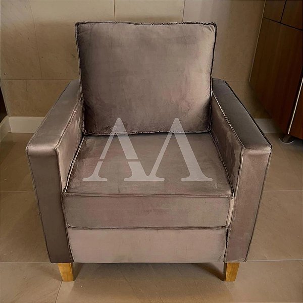 POLTRONA MALU CHANEL MARROM VELUDO