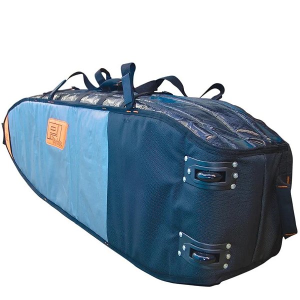 Capa Sarcófago Para 4 Pranchas De Surf 7'0 Com Rodas