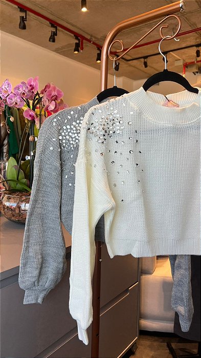 BLUSA TRICOT COM BORDADO