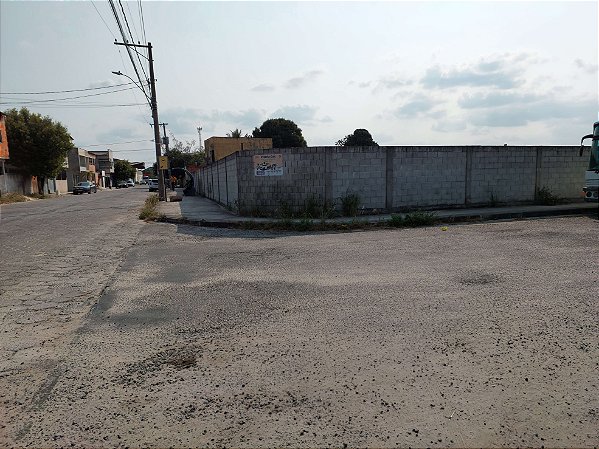 Terreno À Venda 2.035m² De Esquina Próximo A Br 101 No Bairro Vila Maria Em Linhares-ES.
