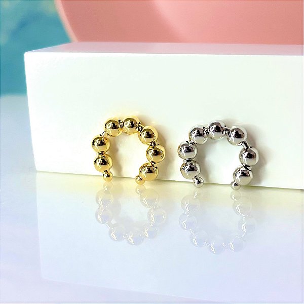 Piercing bolinhas