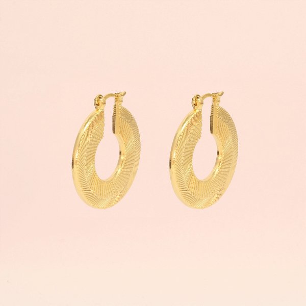 Brinco Argola Trabalhada Folheado a Ouro 18k